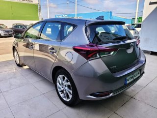 Toyota Auris 2016
