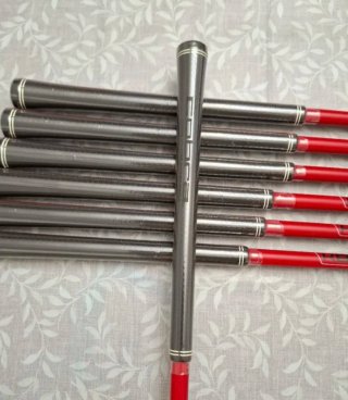 Hierros Cobra DS Adapt R-Flex