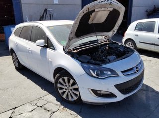 1880351 opel culata 55596885 astra j sports tourer