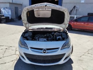 1880351 opel culata 55596885 astra j sports tourer