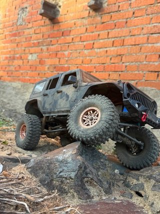 Crawler RC 1/10 jeep rubicon