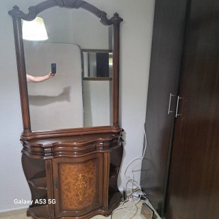 Cómoda de madera con 3 cajones