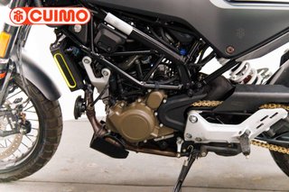HUSQVARNA SVARTPILEN 125