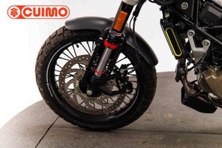 HUSQVARNA SVARTPILEN 125