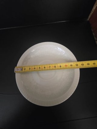 Soporte de madera con 6 tazas una con rotura y pla