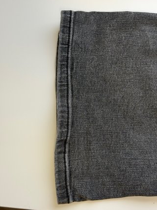 Pantalón gris D76 Stradivarius talla 42 bootcut
