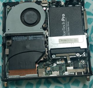 PC Ryzen 5 3400G 24GB 768GB m2 nvme + SATA SSD