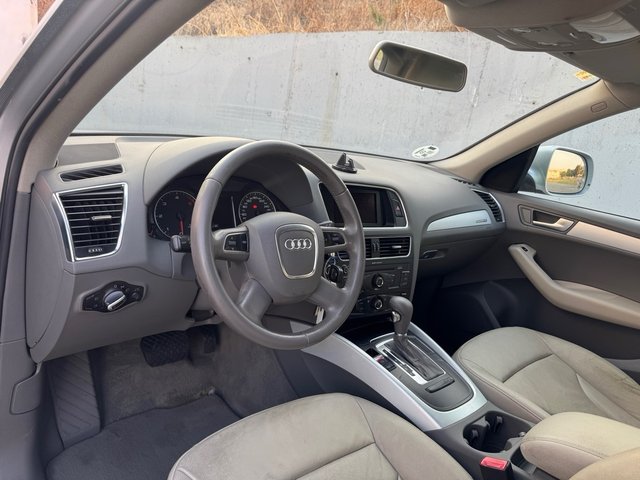Audi Q5 quattro 2010