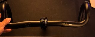 Manubrio Avan Force Stelvio + Attacco Fizik