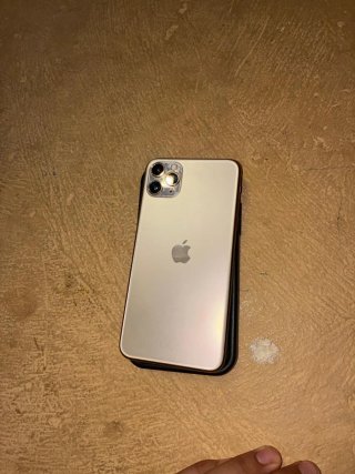 iPhone 11 Pro Max Dorado