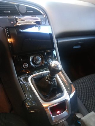 Peugeot 5008 2014