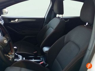 Ford Focus 1.0 Ecob. MHEV 92kW ST-Line Design SIP