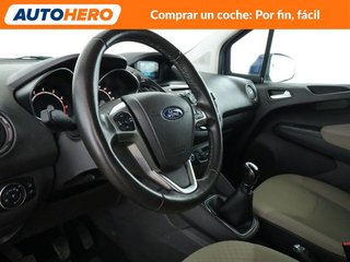Ford Tourneo Courier 1.0 EcoBoost Titanium