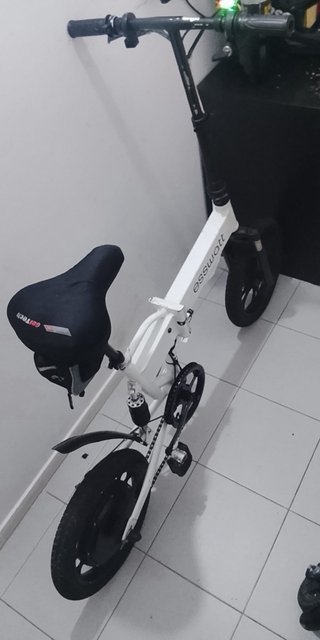 Bici Eléctrica Plegable Esswatt Blanca