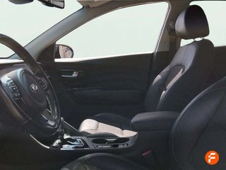 Kia Niro 1.6 GDi HEV 104kW (141CV) Drive