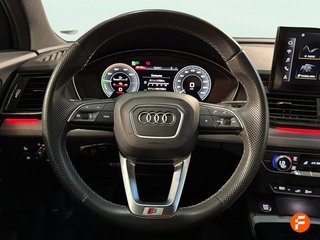 Audi Q5 Black line 45 TFSI 195kW quattro S tron