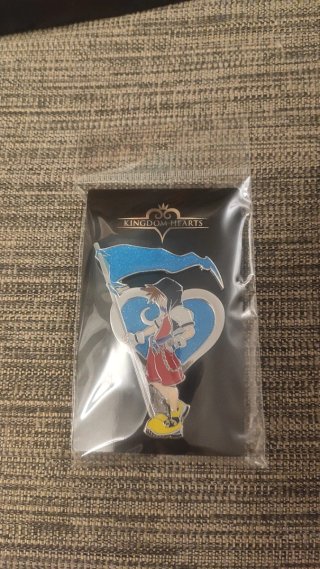 Kingdom Hearts Sora Pin Esmaltado Oficial