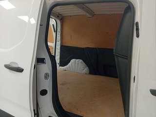 Peugeot Partner  Standard 600kg BlueHDi 73kW -