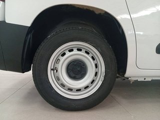 Peugeot Partner  Standard 600kg BlueHDi 73kW -