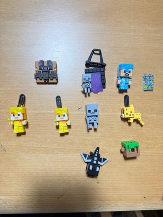 Muñecos Minecraft Kinder Joy Colección