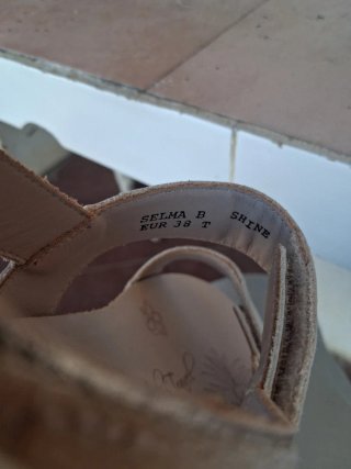 Sandalias doradas Panama Jack