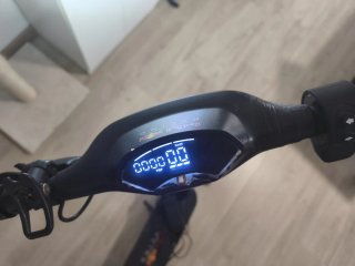 Patinete Eléctrico Red Bull Racing