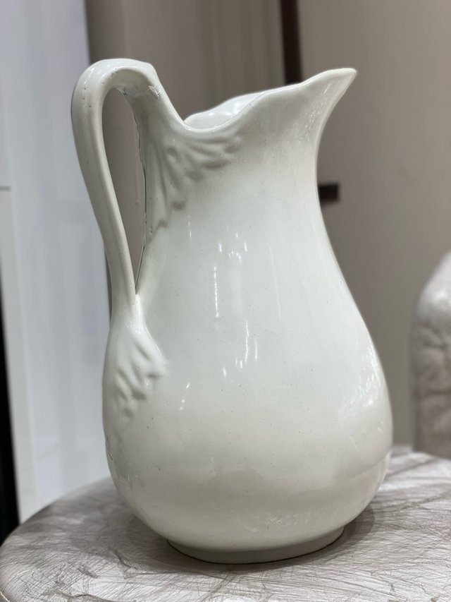 Vaso in ceramica decorativa color Crema