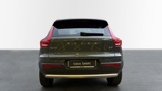 VOLVO XC40 2.0 B3 MHEV CORE DCT 5P