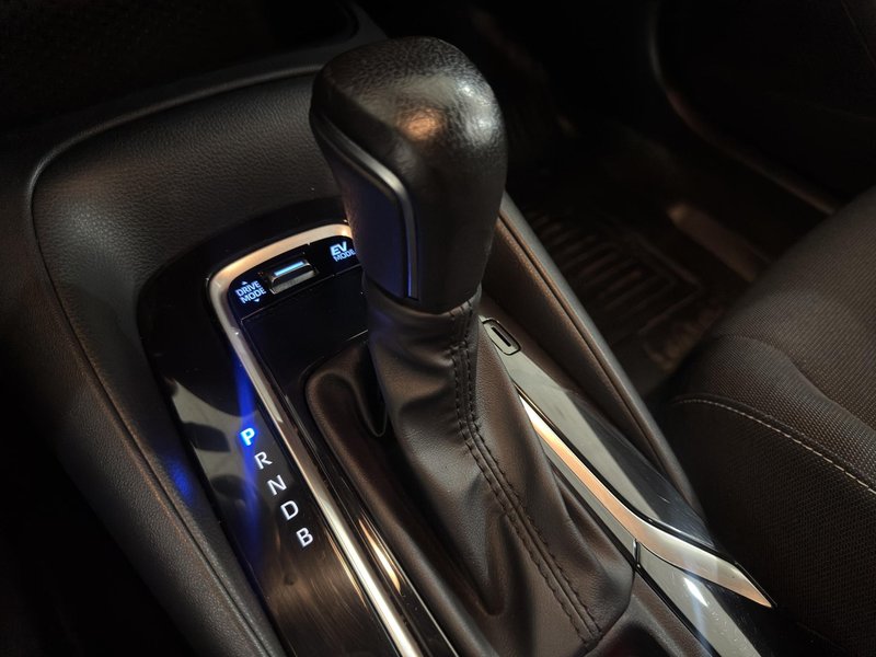 Toyota Auris 2022, foto 27