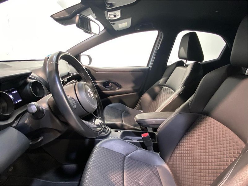 Toyota Yaris 1.5 Style 2024, foto 12
