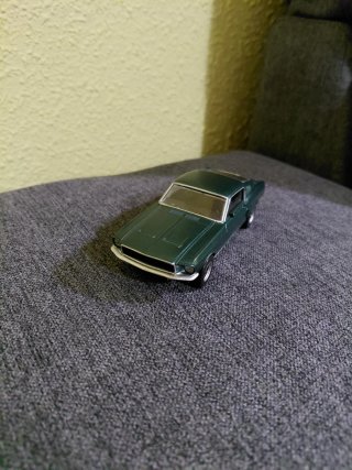 Lote 6 Mustang 1:43