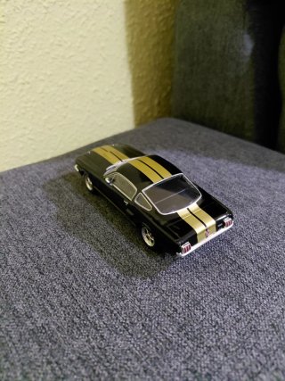 Lote 6 Mustang 1:43