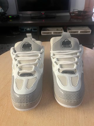 Louis Vuitton Skate Blancas Talla 42
