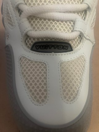 Louis Vuitton Skate Blancas Talla 42