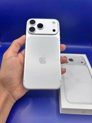 iPhone 17 Pro Max 256GB Plata