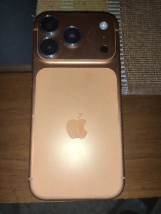 iPhone 17