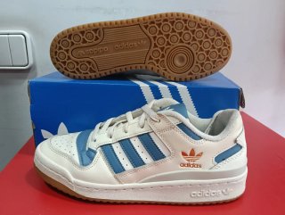 Zapatillas Adidas Forum Talla 40 ⅔ Marfil y Azul
