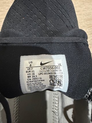 Nike Air Zoom Pegasus 38 Negro/Blanco