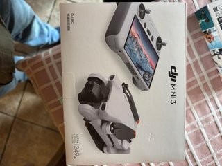DJI Mini 3 Drone con control RC2  precintado