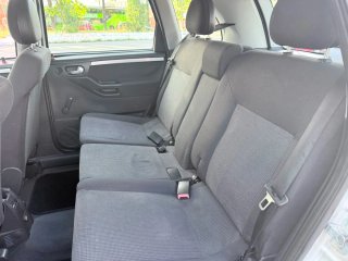 Opel Meriva 2004
