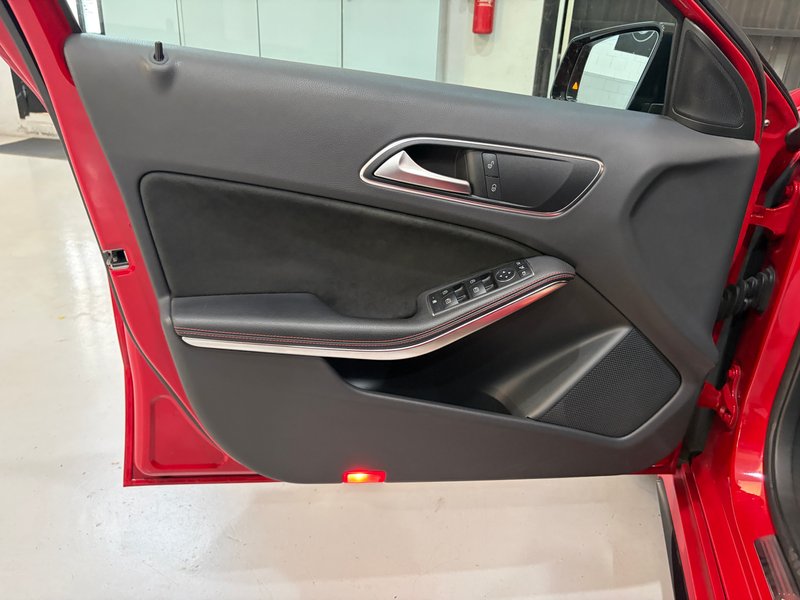 Mercedes-Benz Clase A A 45 AMG 4 Matic 2016, foto 20