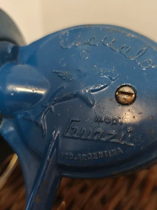 Carrete Pesca Argentino Escualo (GUAZU)