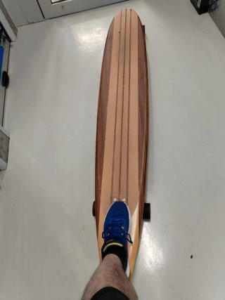 Longboard Long Rodriguez Skates.