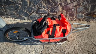 Remolque Bicicleta con bolsa impermeable