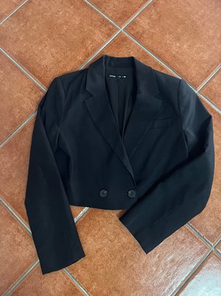 Chaqueta corta negra Talla S Lefties