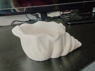 Portacandele/svuotatasche gesso a forma di conchig