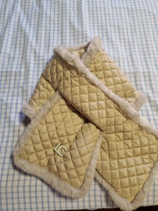 Estola pelo sintético Lola Casademunt beige
