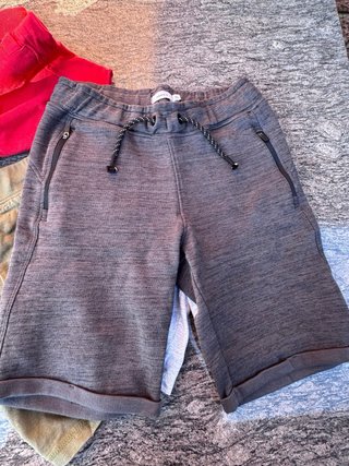 Lote 4 pantalones cortos 10 A