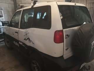 Nissan Terrano II 1998