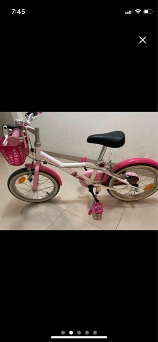 Bicicleta niña color rosa.